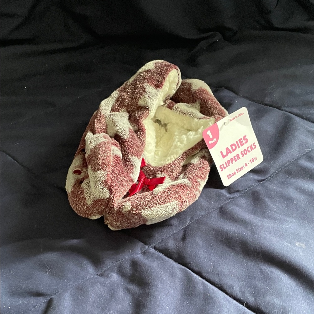Ladies Slipper Socks in Purple and White, Gray and White, and Pink and White